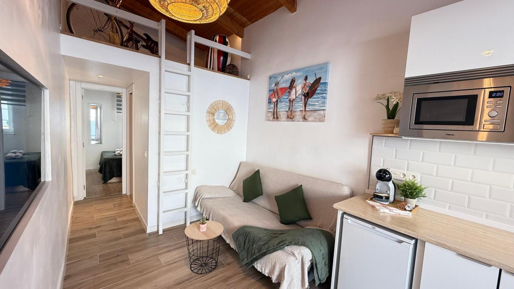 Pueblo Marino, Oasis Junto Al Mar De La Arana, By Sol Maestranza Apartment Malaga Luaran gambar